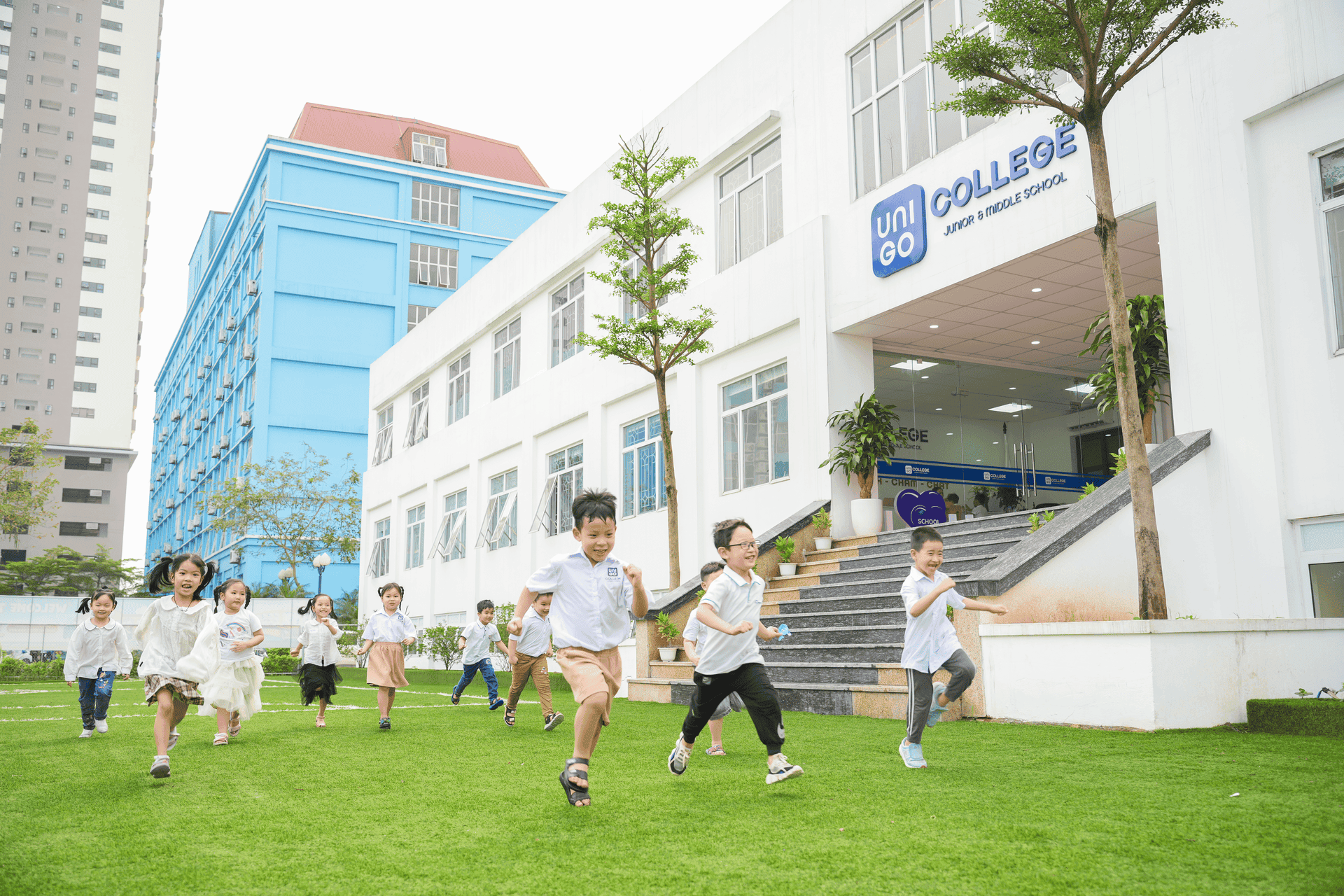 Cơ sở vật chất UNIGO